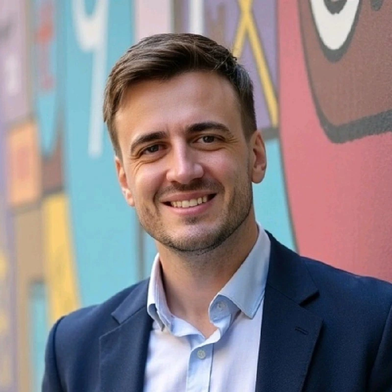 Geoff Wade